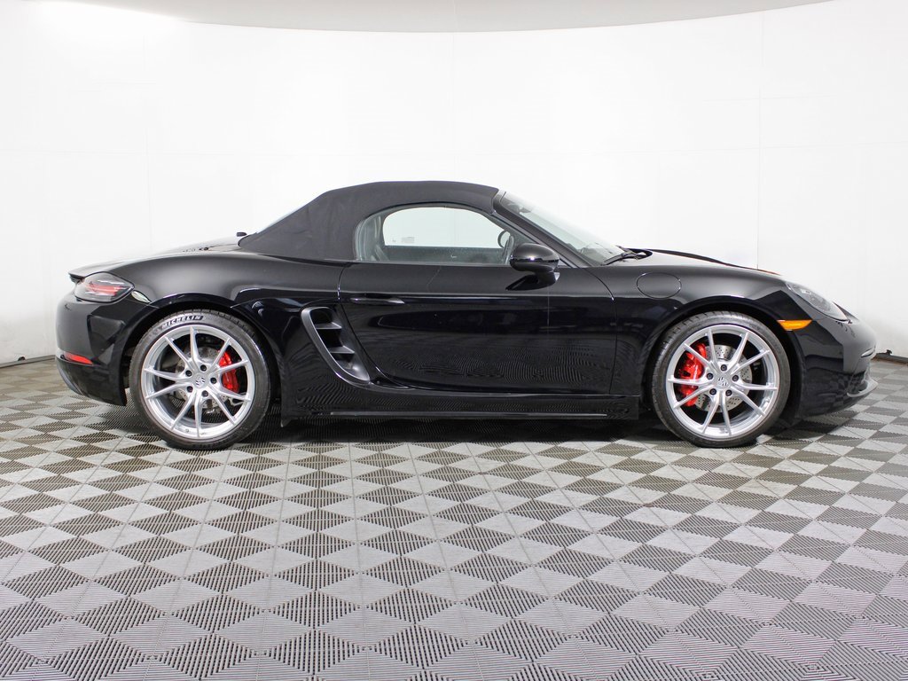 Used 2021 Porsche 718 Boxster S image 14