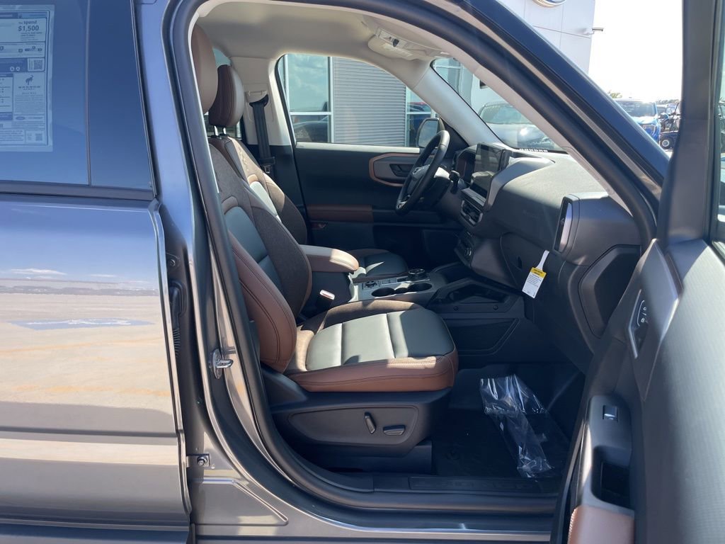 New 2025 Ford Bronco Sport Outer Banks w/ Sasquatch Outer Banks Package image 29