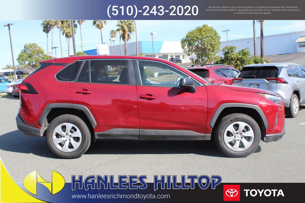 Used 2024 Toyota RAV4 LE image 6