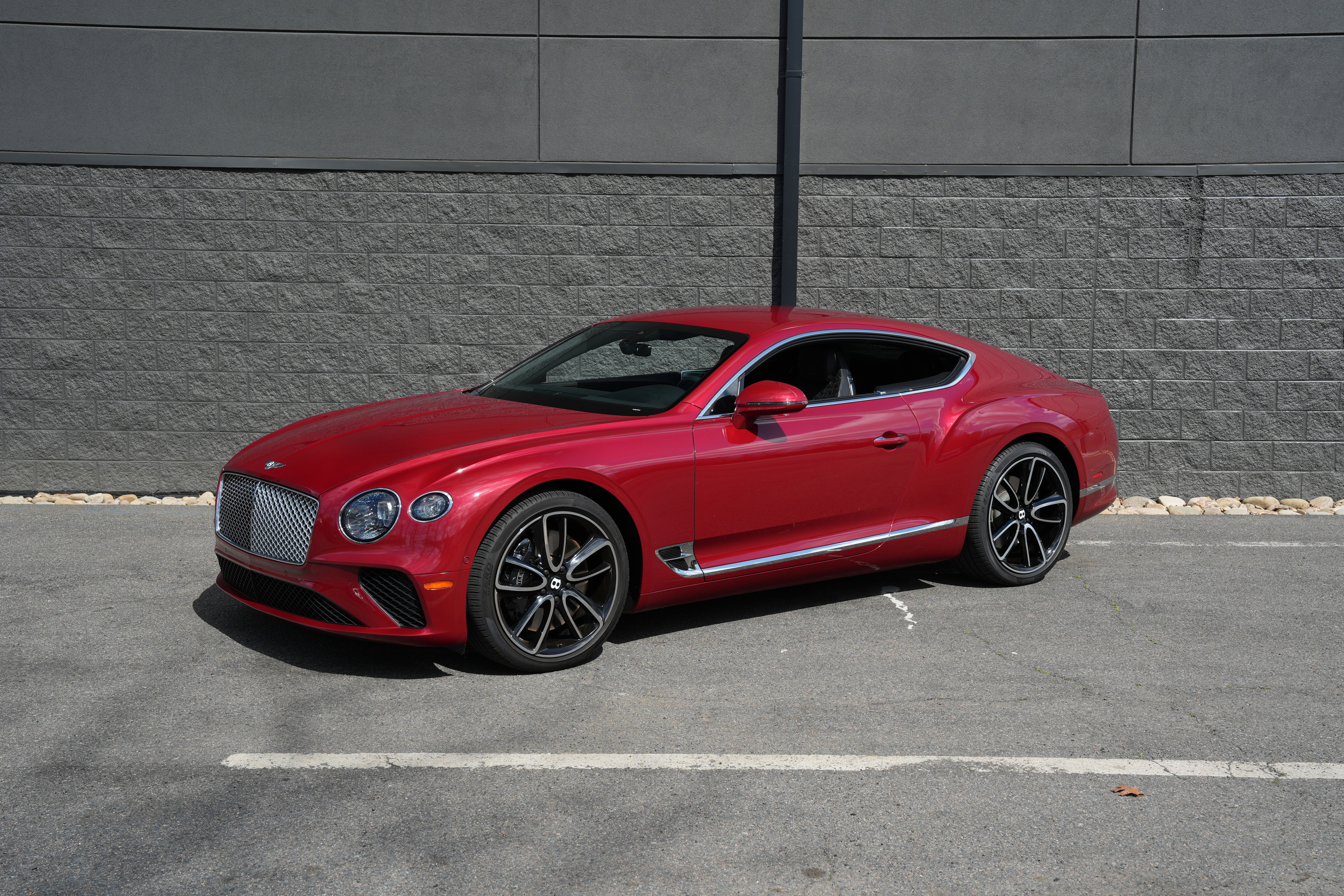 Used 2020 Bentley Continental GT image 2