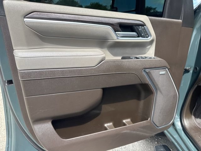 Used 2025 Chevrolet Silverado 3500 LTZ w/ LTZ Texas Edition AWD/4WD image 27