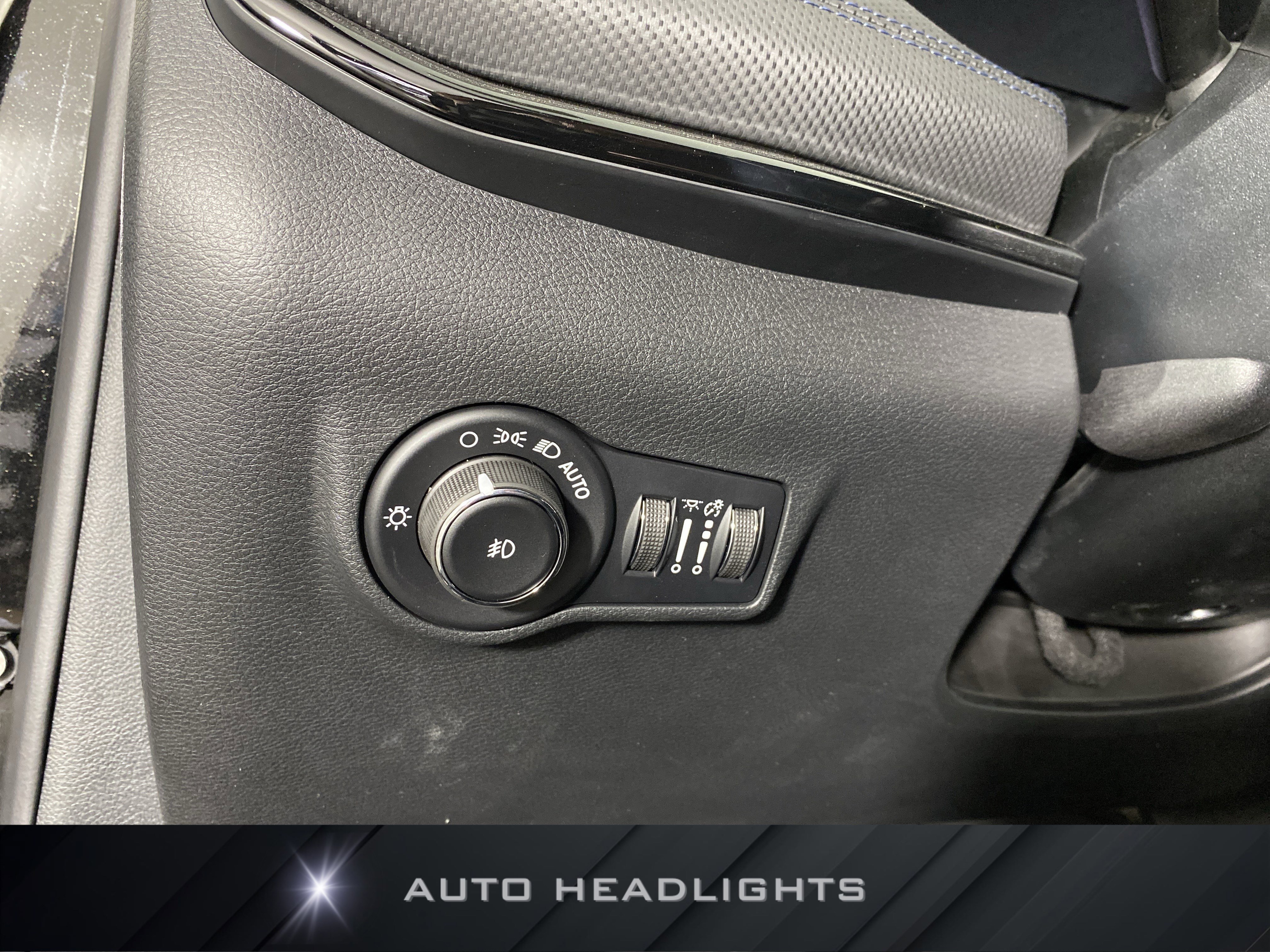 New 2026 Jeep Compass Limited image 22