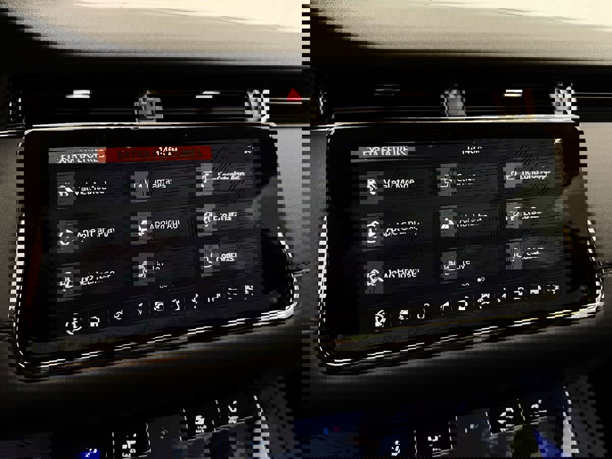 Used 2020 Land Rover Range Rover Evoque R-Dynamic SE image 27