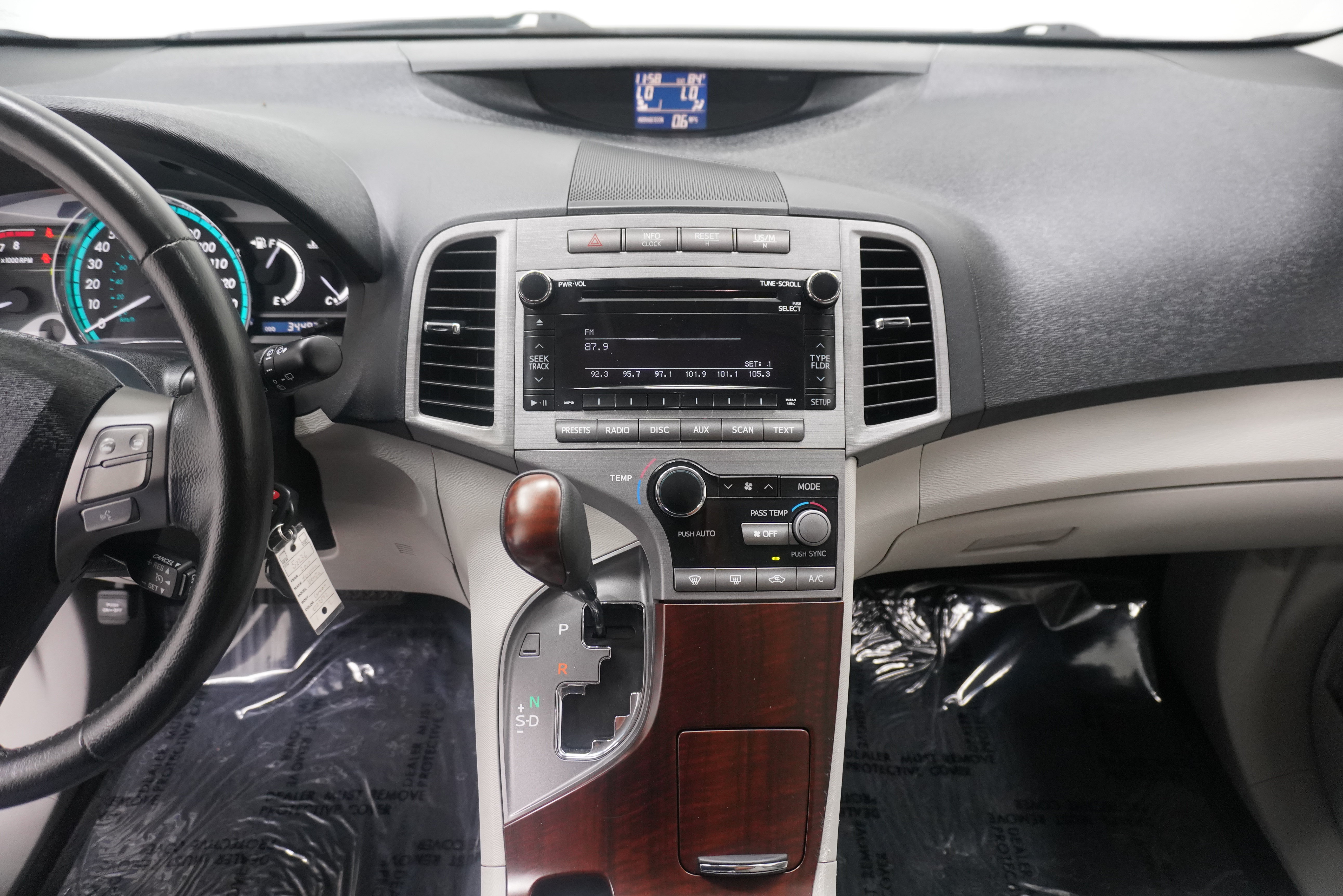 Used 2010 Toyota Venza FWD image 16