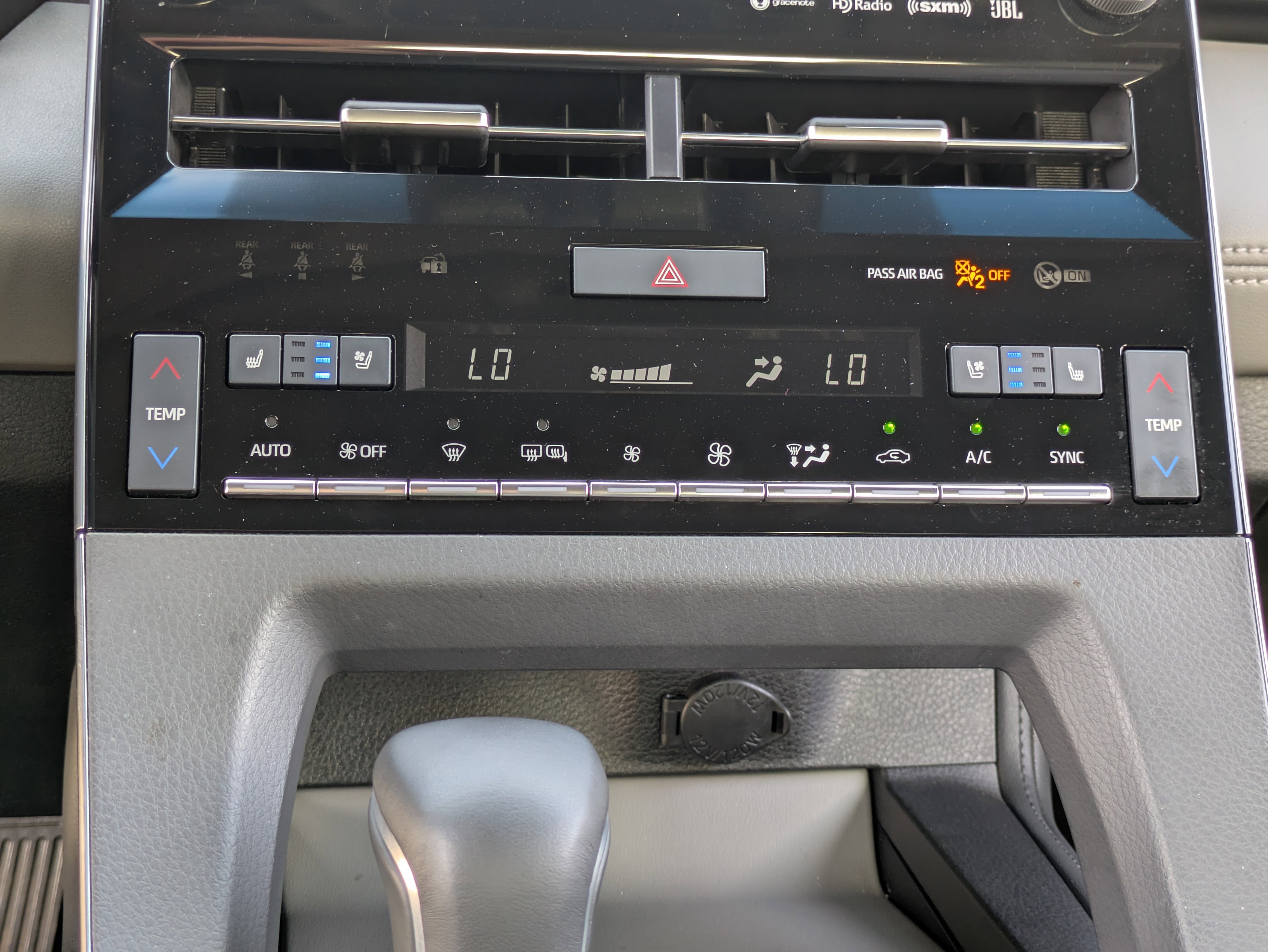 Used 2019 Toyota Avalon Limited w/ Advanced Safety Package image 23