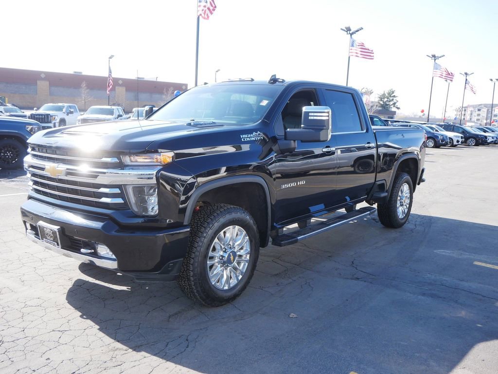 Certified 2022 Chevrolet Silverado 3500 High Country w/ Z71 Off-Road Package image 4