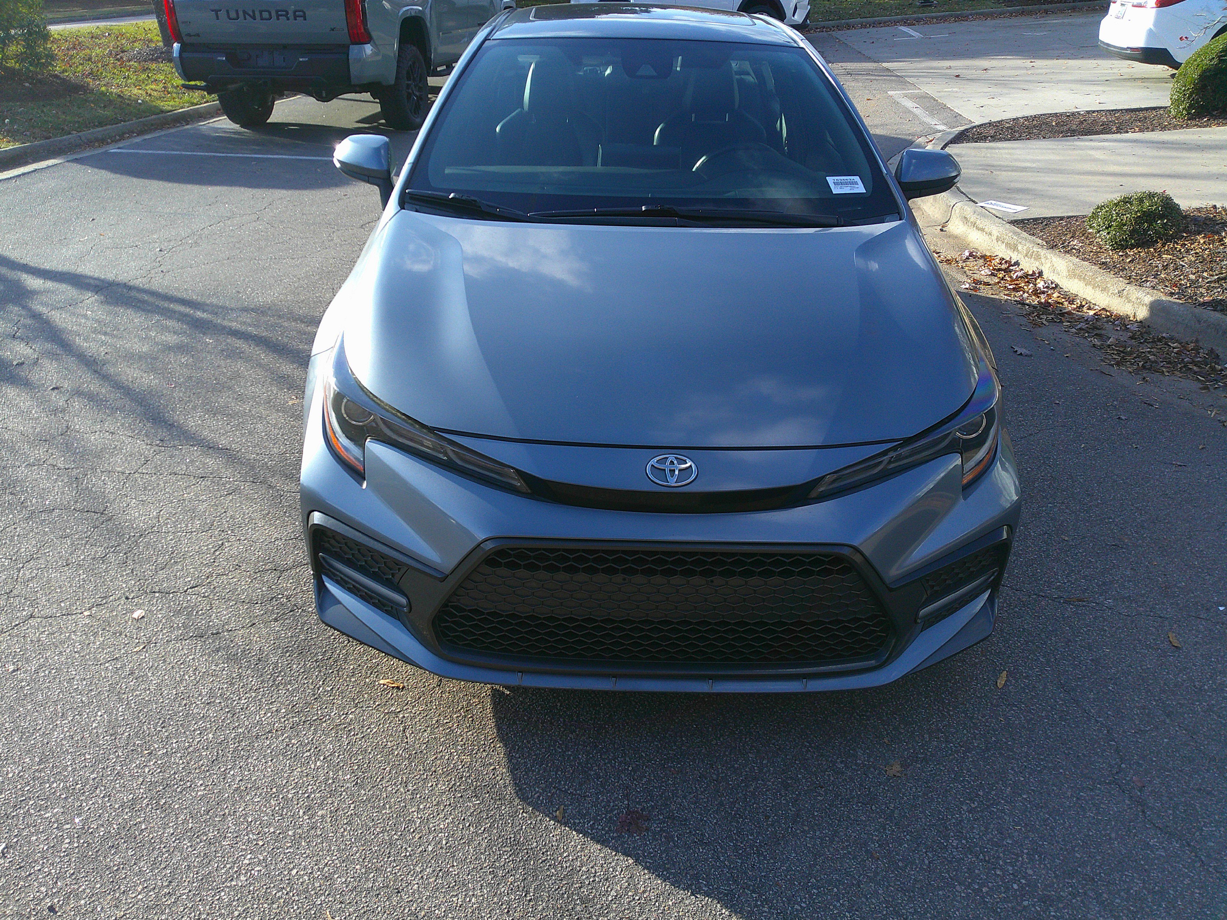 Used 2021 Toyota Corolla XSE image 3