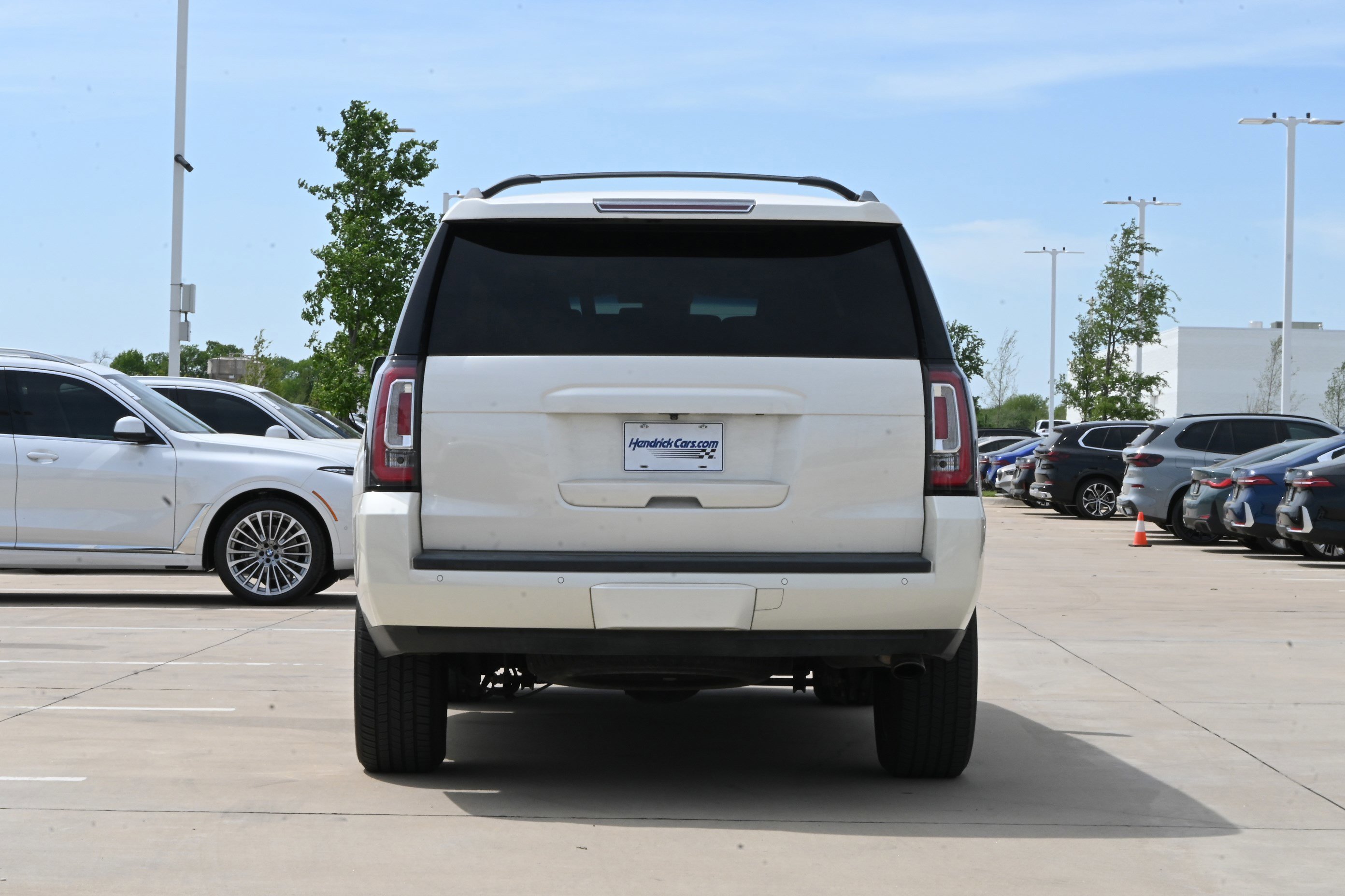 Used 2015 GMC Yukon SLT w/ Open Road Package image 8