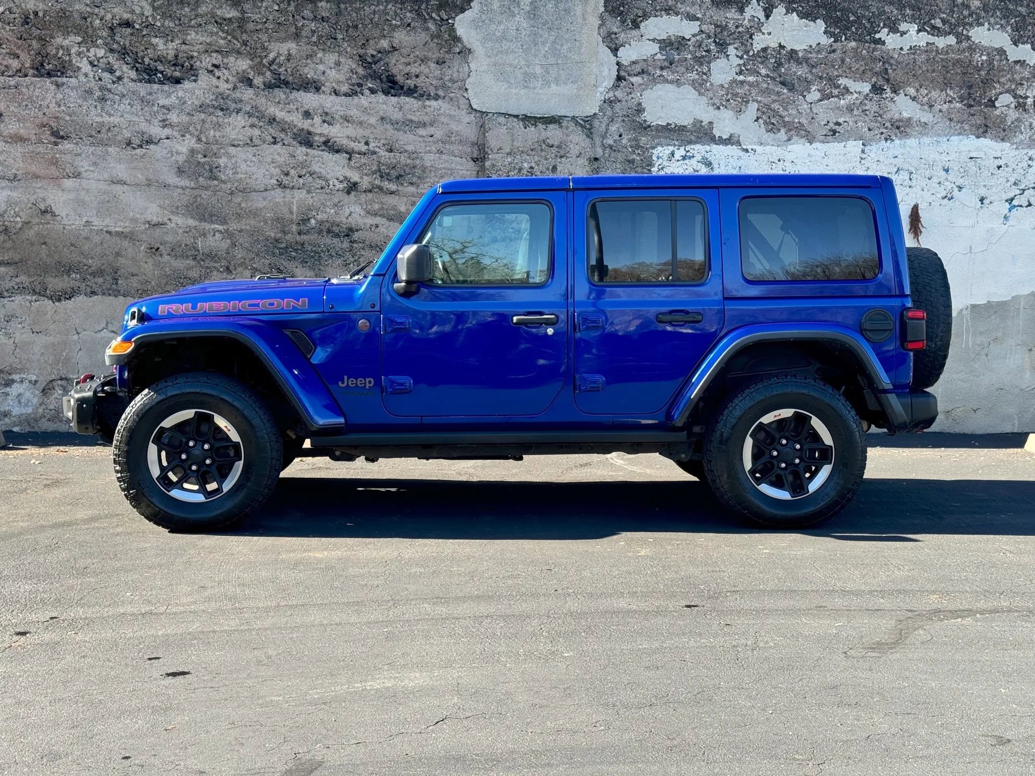 Used 2018 Jeep Wrangler Unlimited Rubicon image 12