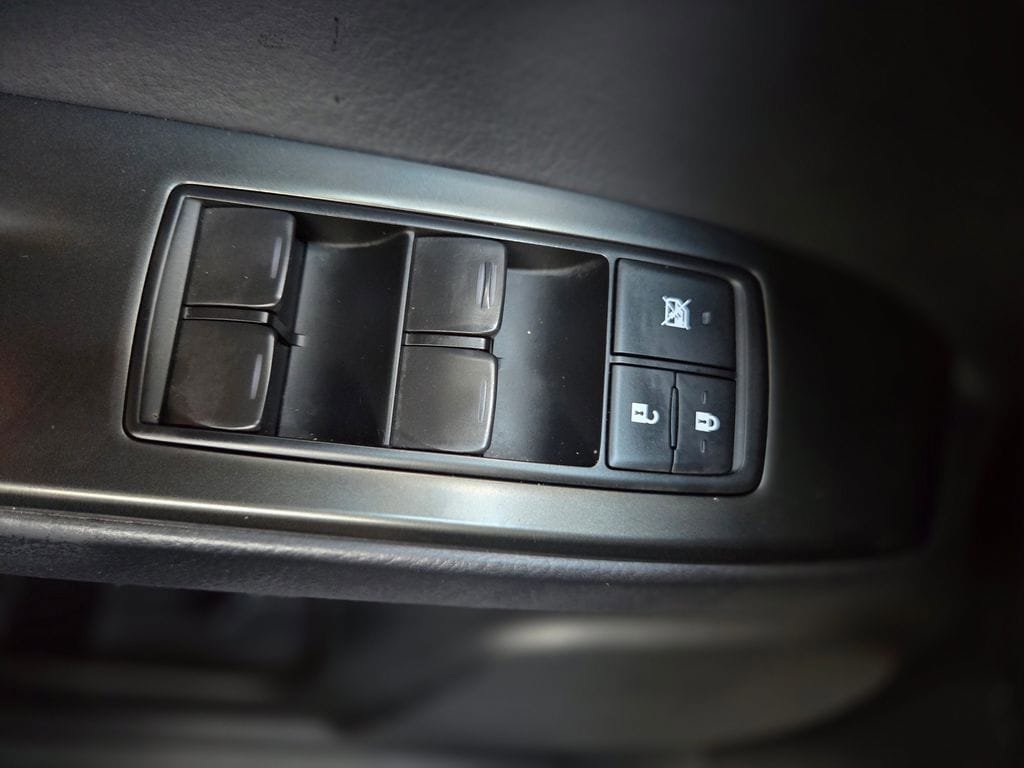 Used 2023 Lexus GX 460 Luxury w/ Accessory Package AWD/4WD image 27