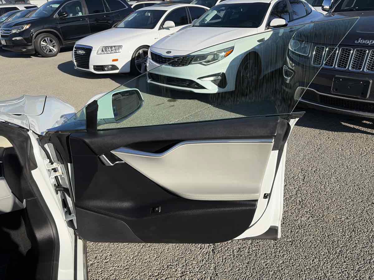 Used 2012 Tesla Model S RWD image 29