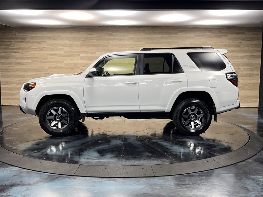 Used 2024 Toyota 4Runner TRD Off-Road image 18