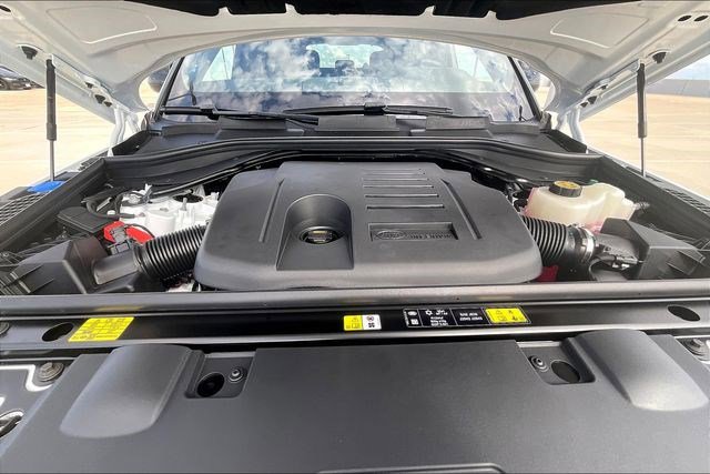New 2025 Land Rover Range Rover Sport Dynamic SE image 13