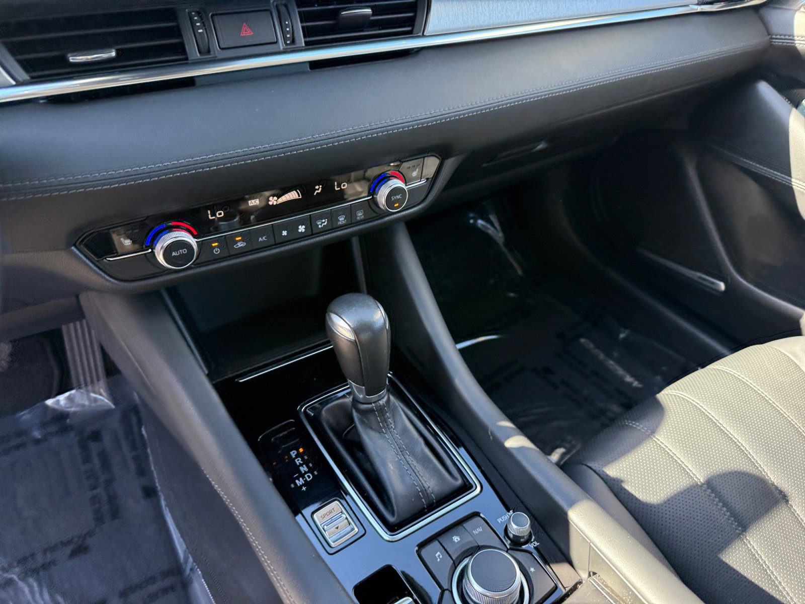 Used 2018 MAZDA MAZDA6 Grand Touring image 13