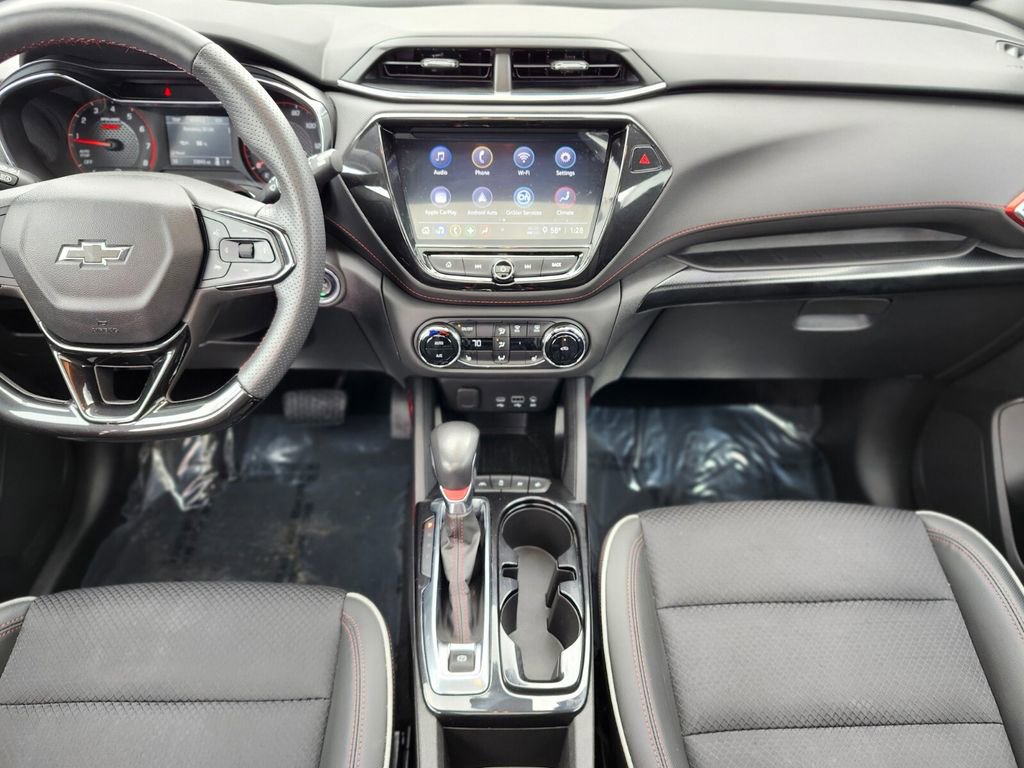 Used 2022 Chevrolet TrailBlazer RS w/ Sun and Liftgate Package image 12