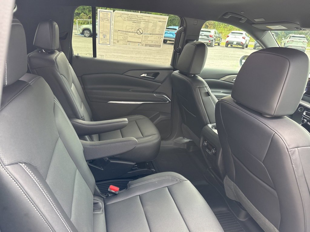 New 2026 Chevrolet Traverse LT w/ LPO, Floor Liner Package image 19