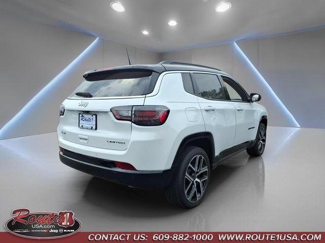 Used 2025 Jeep Compass Limited w/ Elite Group AWD/4WD image 3