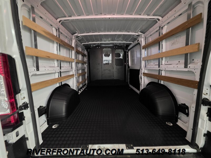 Used 2025 RAM ProMaster 2500 w/ U-Haul Equipment Group FWD image 14