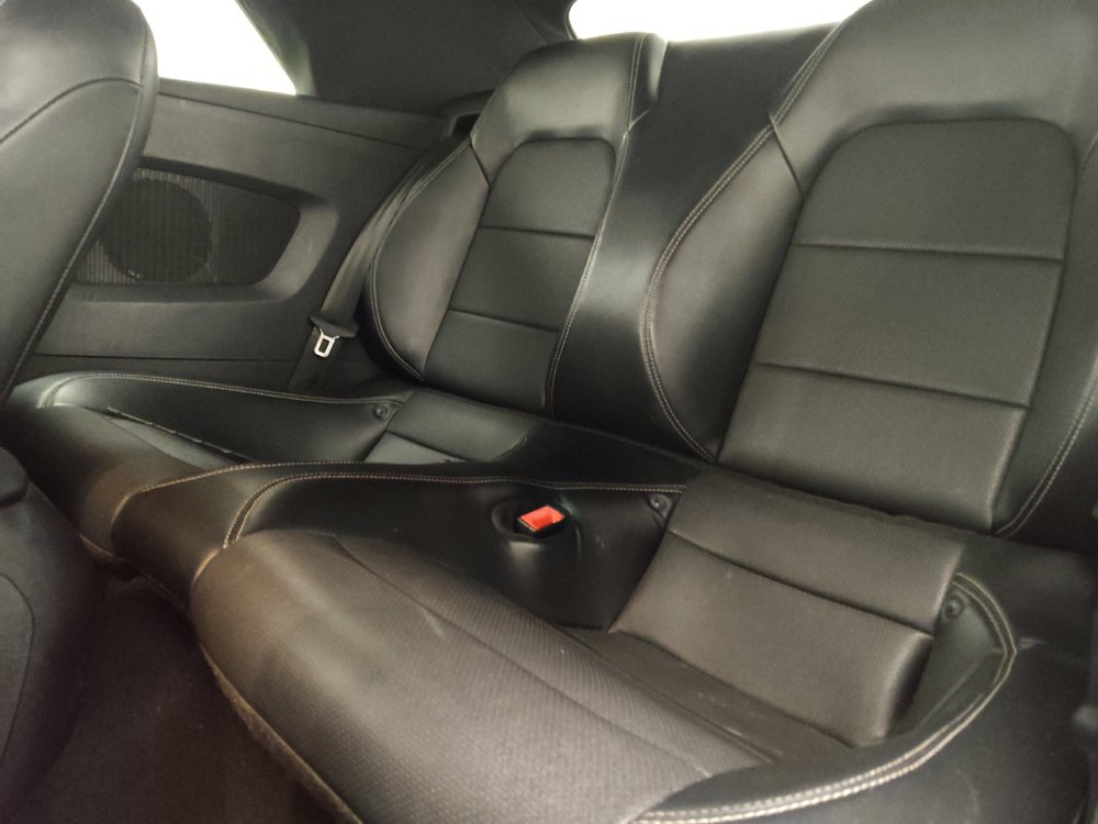 Used 2019 Ford Mustang Premium RWD image 18