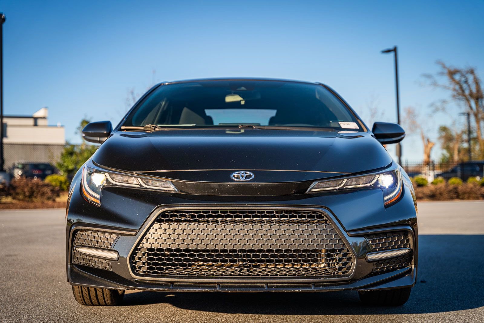 Used 2022 Toyota Corolla SE image 2