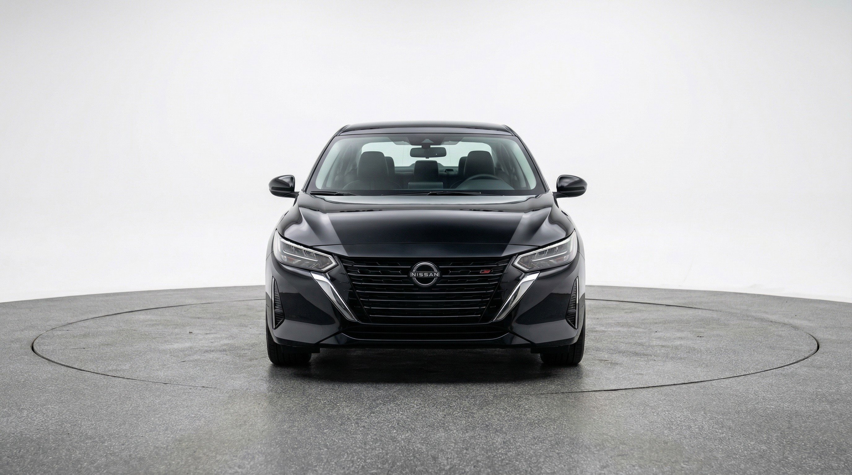 Used 2025 Nissan Sentra SV image 2