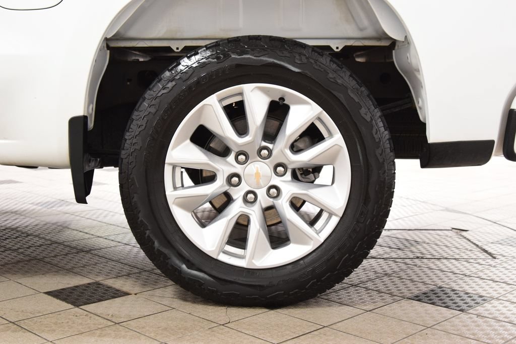 Used 2024 Chevrolet Silverado 1500 Custom AWD/4WD image 27