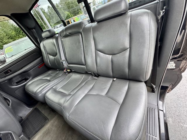 Used 2004 GMC Sierra 2500 SLT w/ Heavy-Duty Power Package AWD/4WD image 13