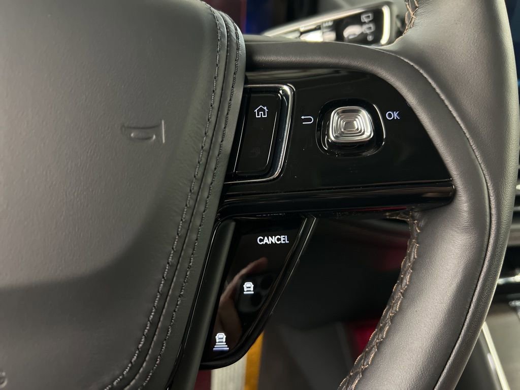 Used 2026 Lincoln Aviator Reserve image 18