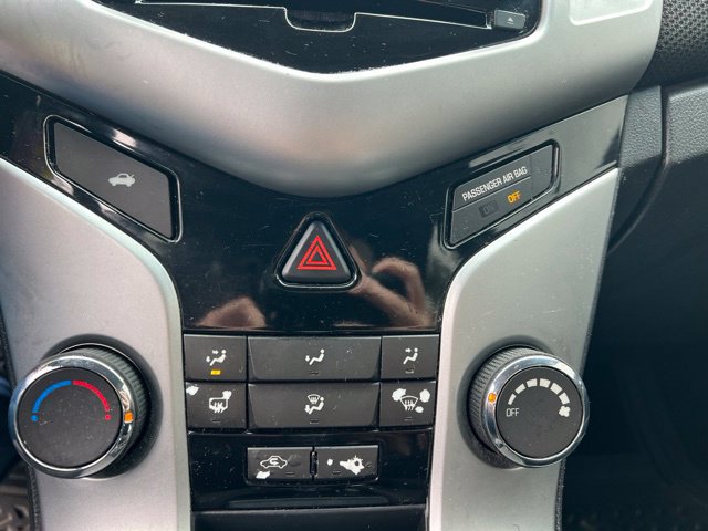 Used 2015 Chevrolet Cruze Eco FWD image 20