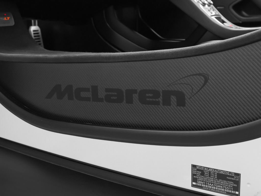 Used 2016 McLaren 675LT Spider RWD image 42