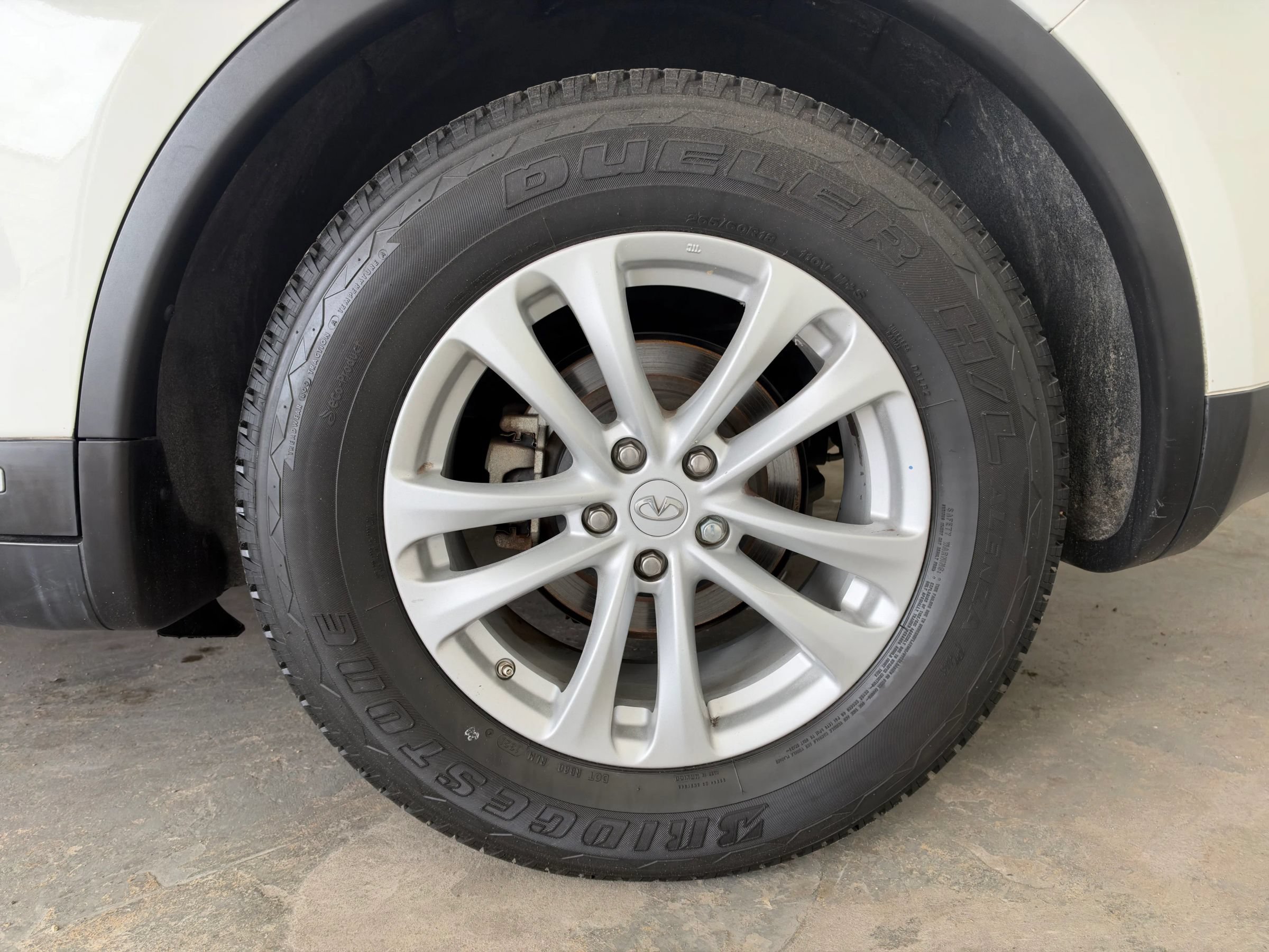Used 2012 INFINITI FX35 2WD w/ Premium Pkg image 14