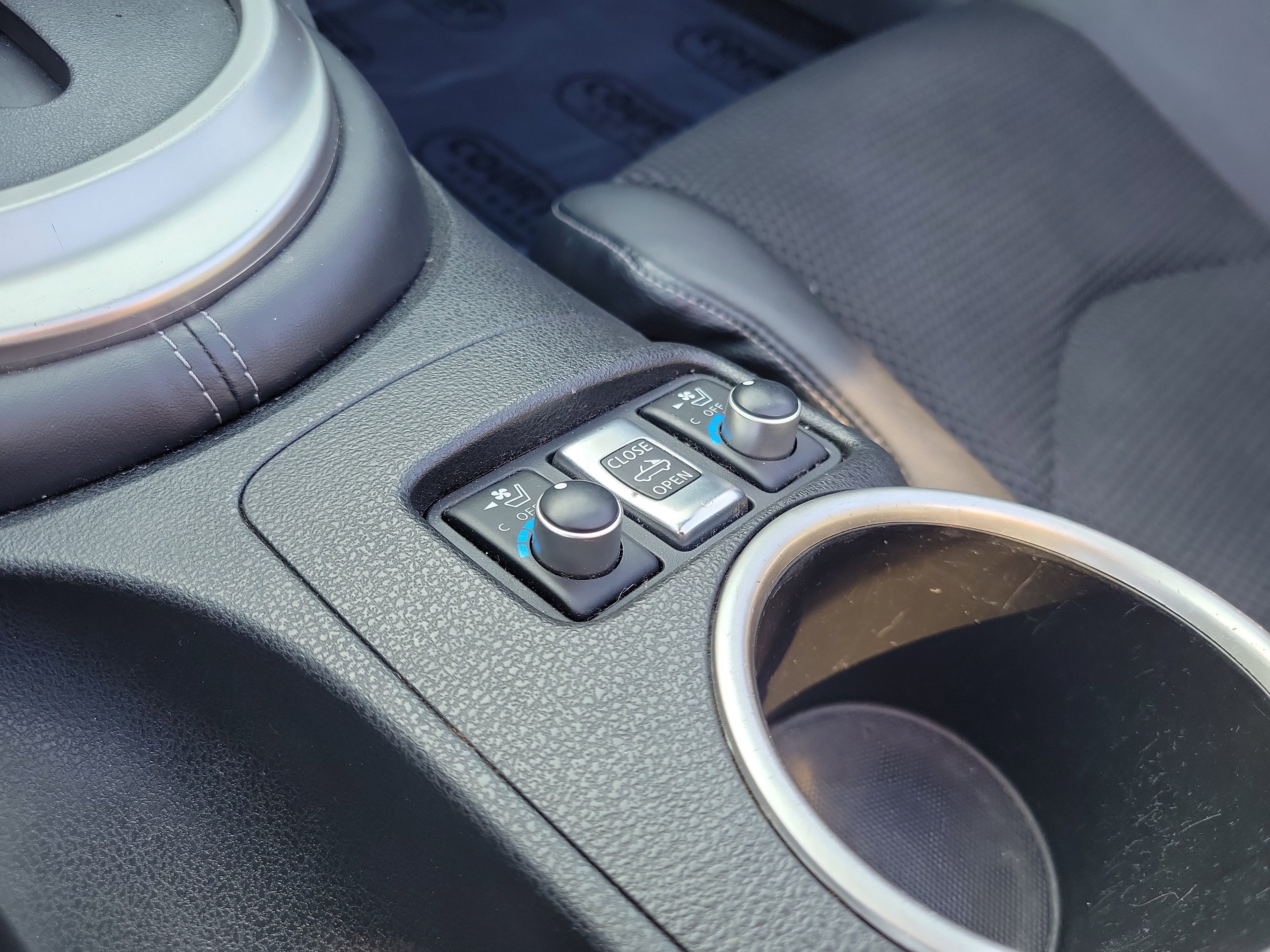 Used 2018 Nissan 370Z Touring Sport image 27