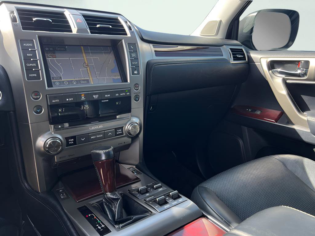 Used 2017 Lexus GX 460 Luxury image 45