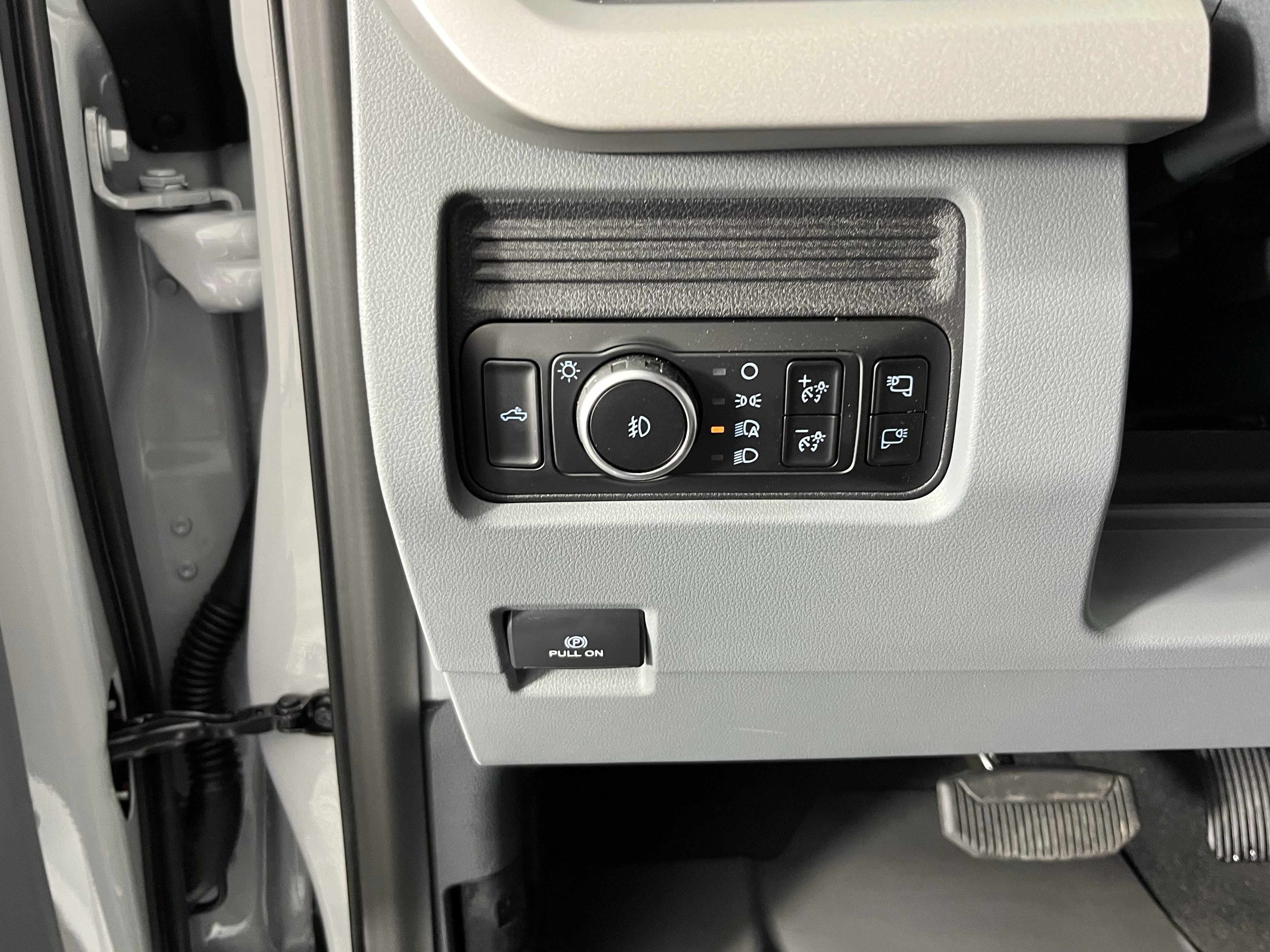 New 2026 Ford F250 XLT w/ Tremor Off-Road Package image 19