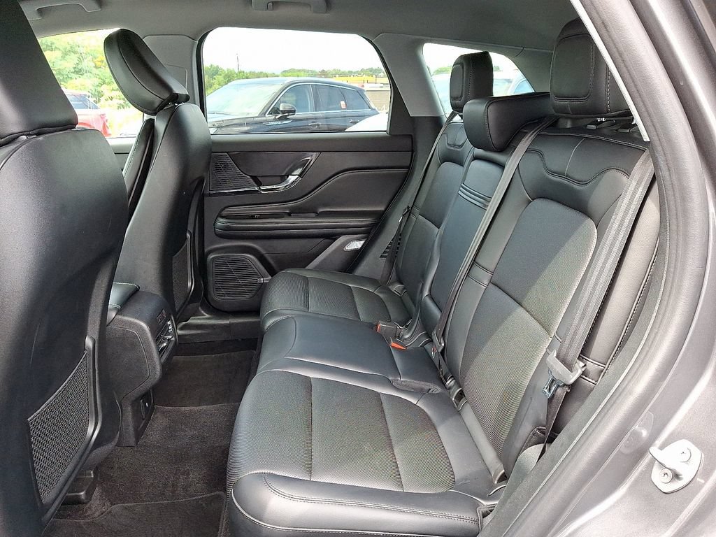 Used 2022 Lincoln Corsair AWD w/ Equipment Group 101A image 10