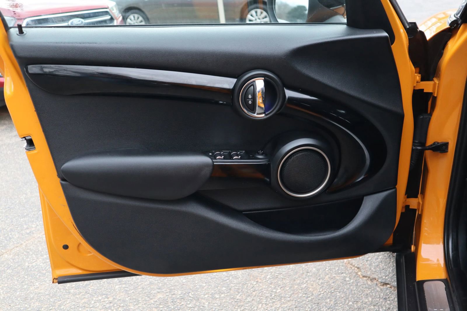 Used 2015 MINI Cooper S image 7