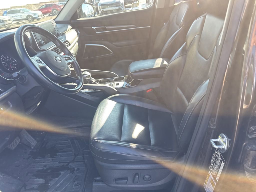 Used 2020 Kia Telluride S w/ S 8 Passenger Seating Package image 28