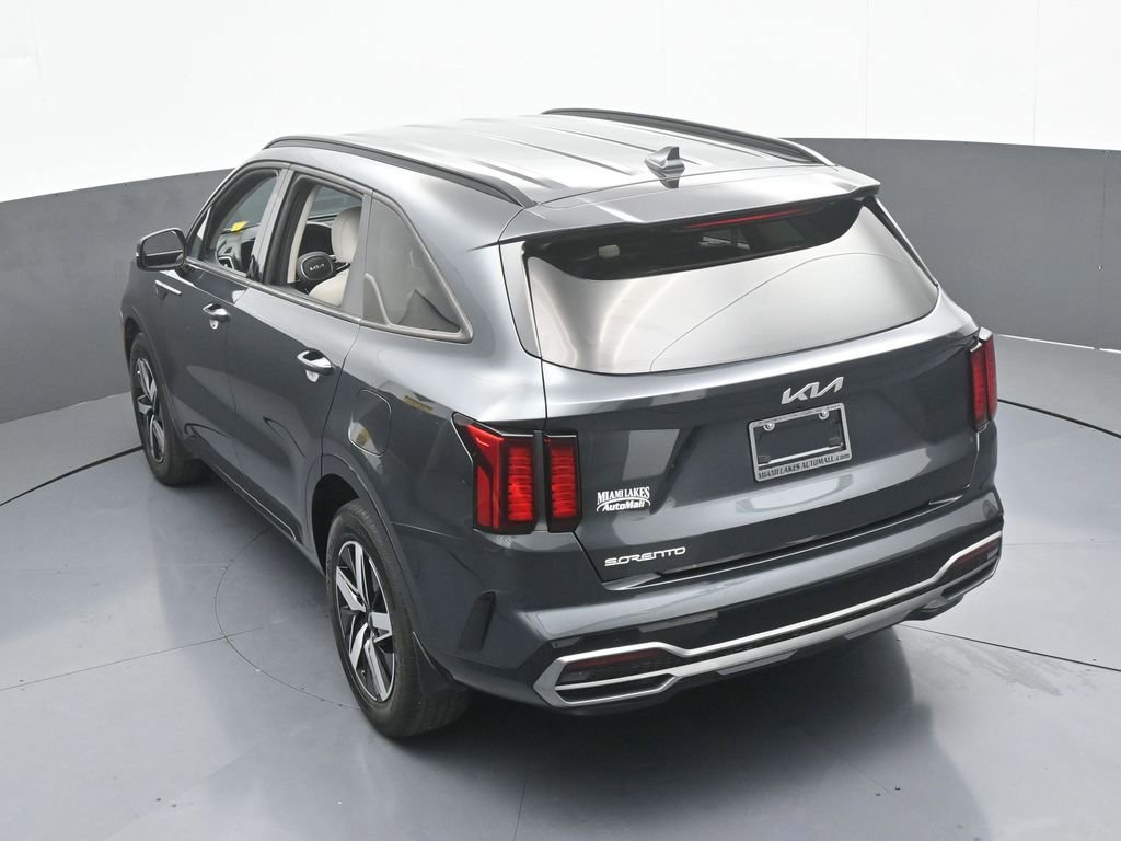Used 2023 Kia Sorento S image 53