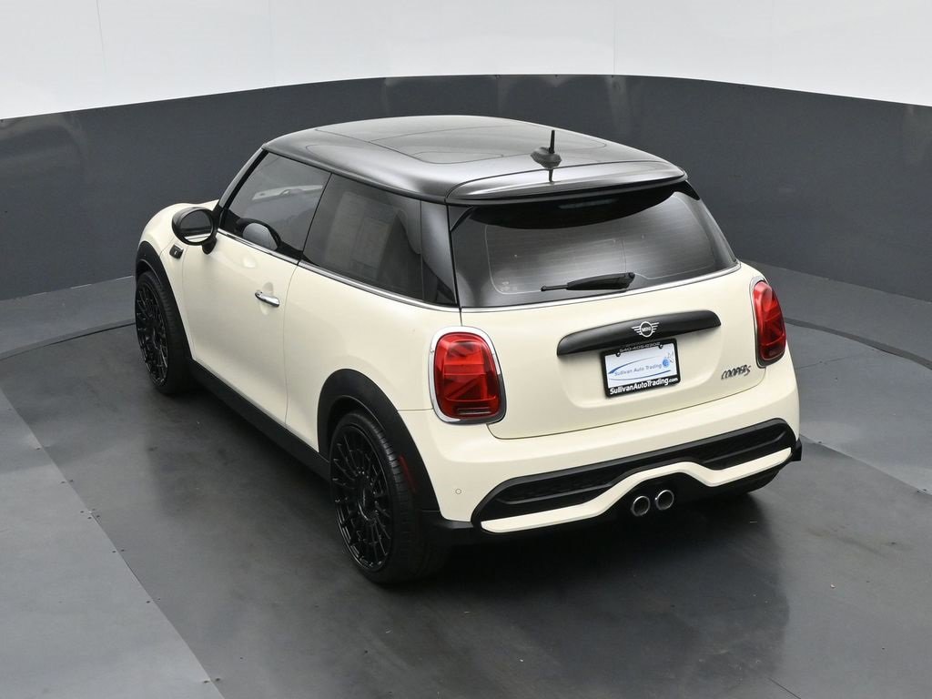 Used 2022 MINI Cooper S image 59