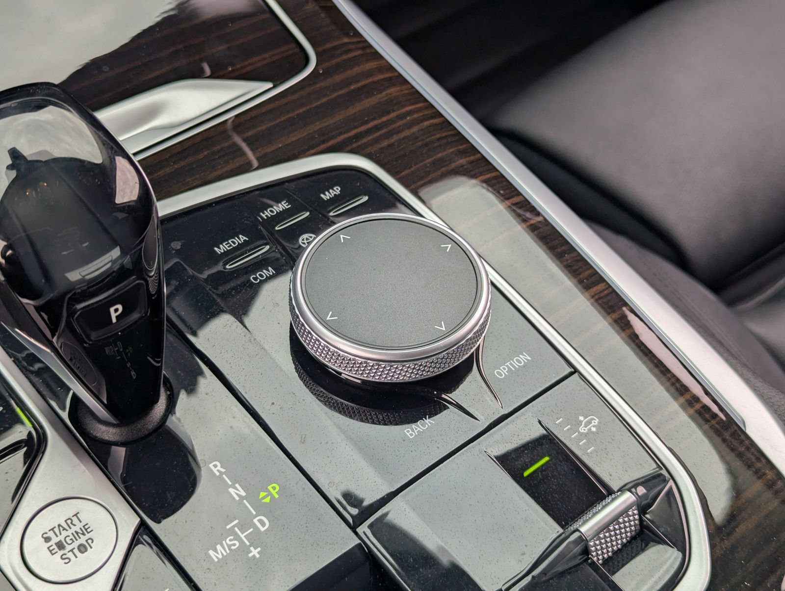 Used 2021 BMW X7 xDrive40i w/ Parking Assistance Package image 31