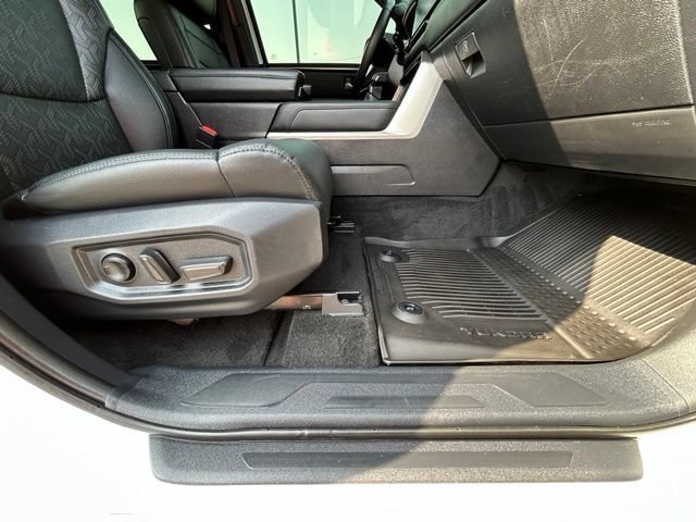 Used 2025 Toyota Tundra Limited w/ TRD Off-Road Package AWD/4WD image 38