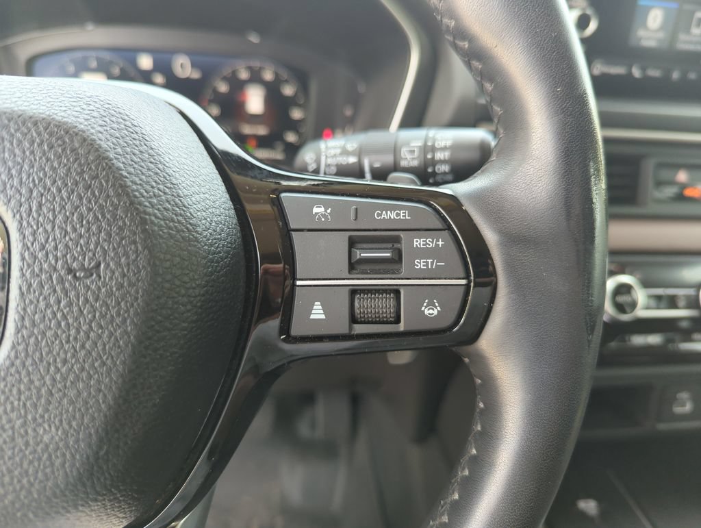 Used 2024 Honda Pilot Elite image 45
