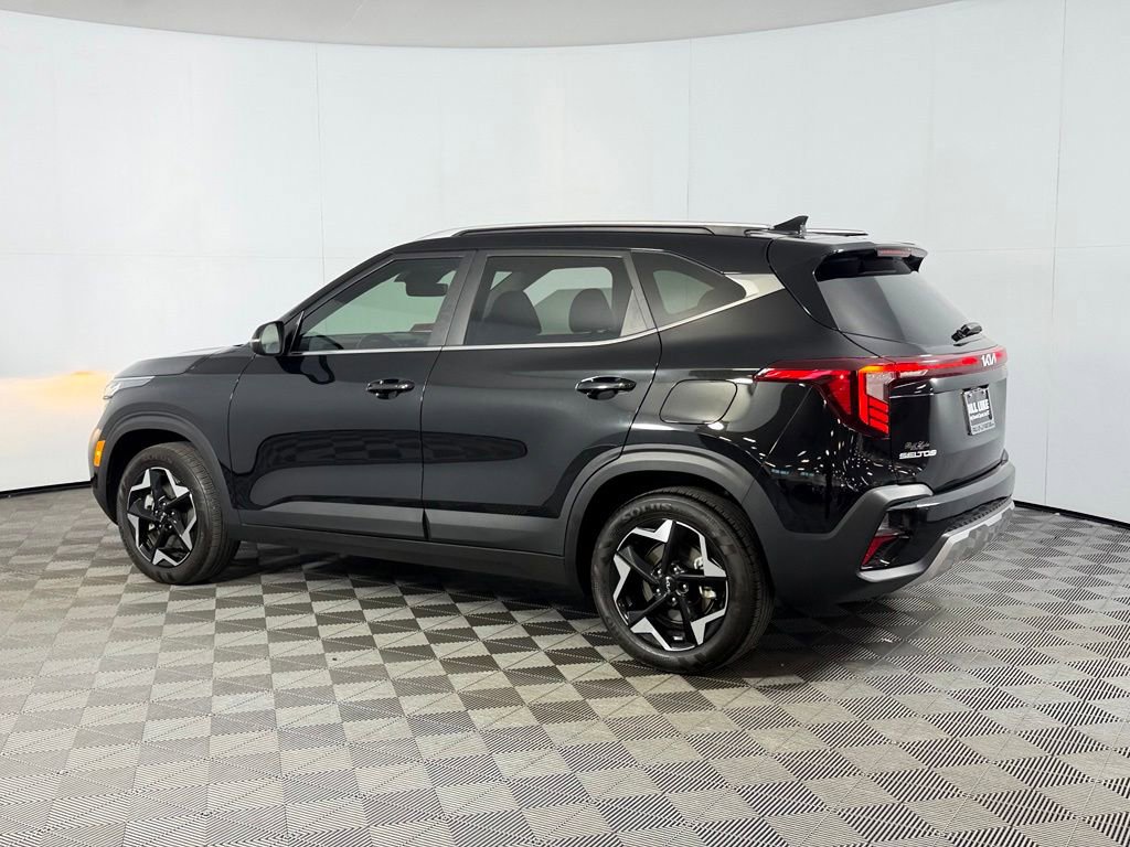 Used 2025 Kia Seltos EX AWD/4WD image 8