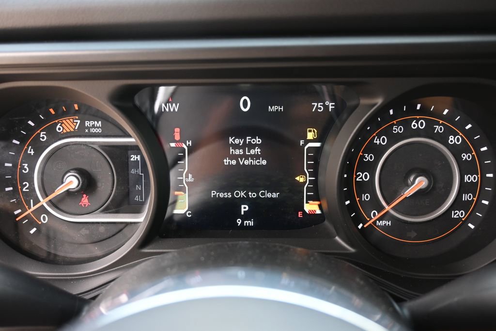New 2026 Jeep Wrangler Unlimited Sahara AWD/4WD image 10