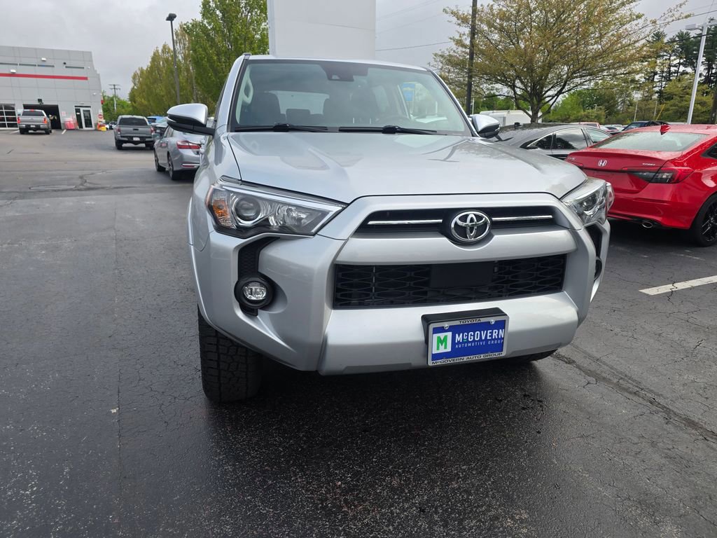 Certified 2022 Toyota 4Runner SR5 Premium AWD/4WD image 9
