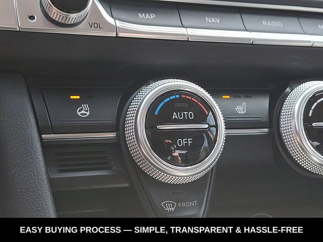 Used 2022 Genesis G70 2.0T w/ Prestige Package AWD/4WD image 27