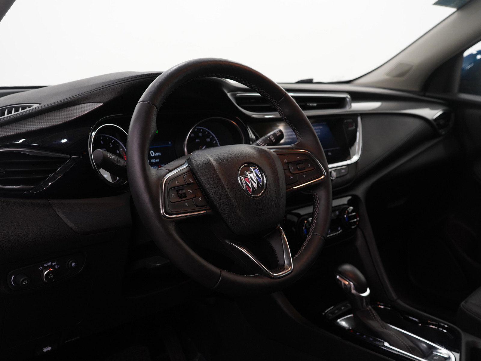 Used 2020 Buick Encore GX Essence image 16