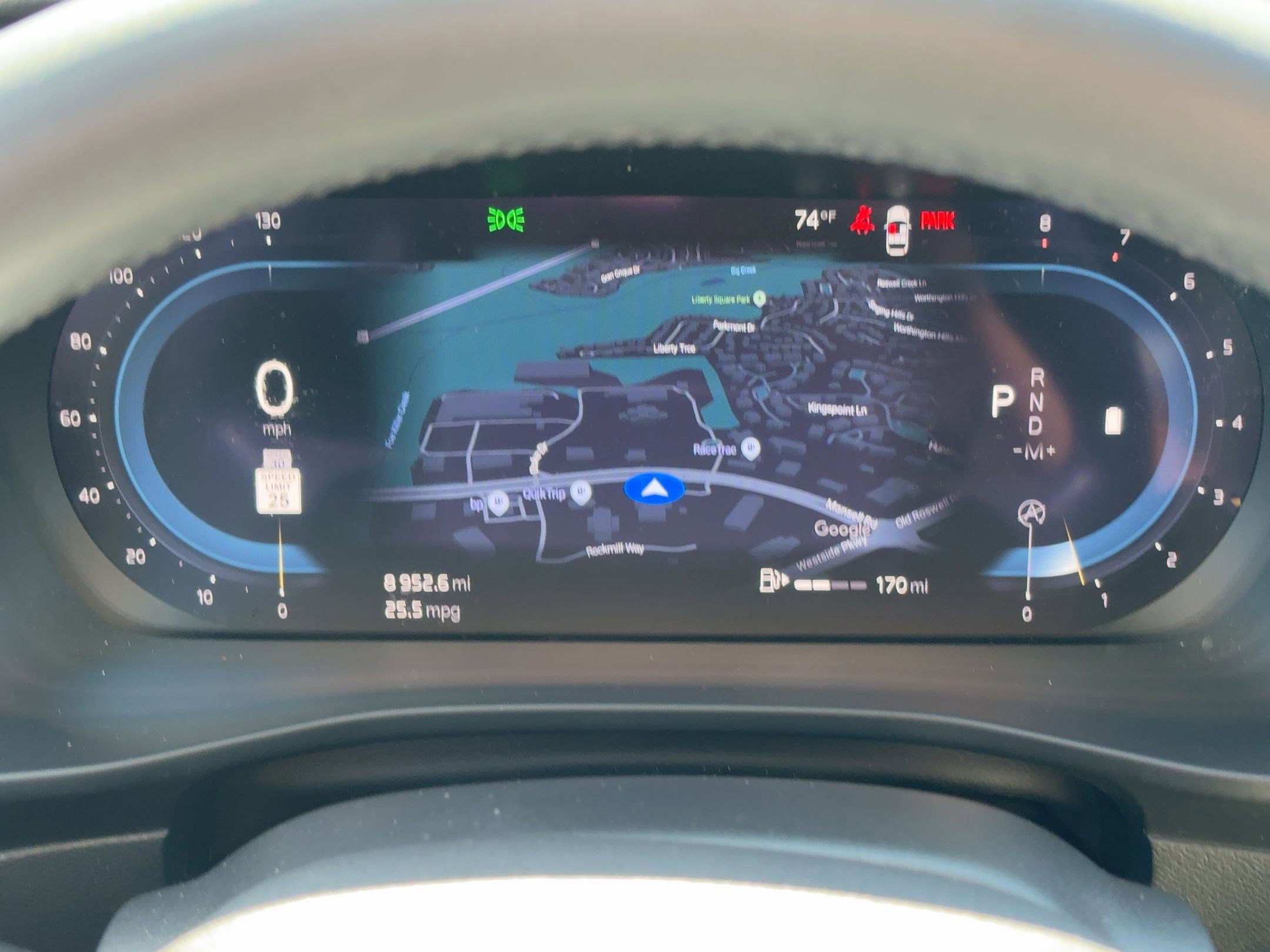 Used 2023 Volvo XC40 B5 Plus w/ Climate Package image 17