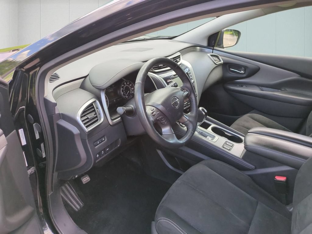 Used 2019 Nissan Murano SV AWD/4WD image 11