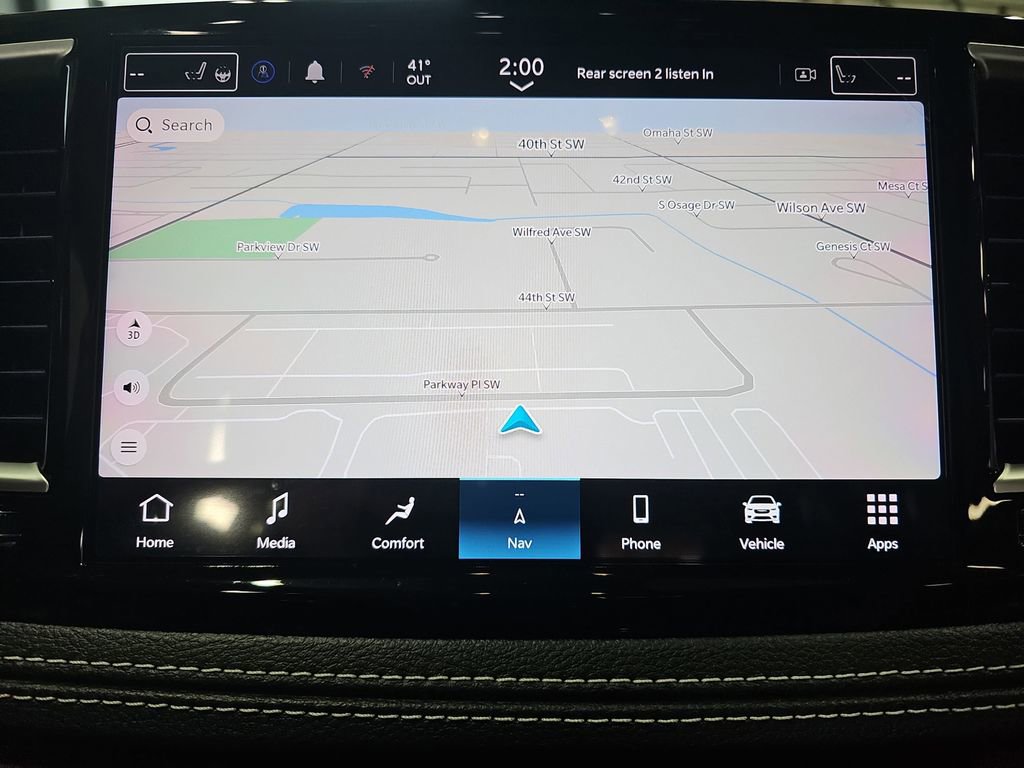 Used 2023 Chrysler Pacifica Limited w/ Uconnect Theater Family Group image 28